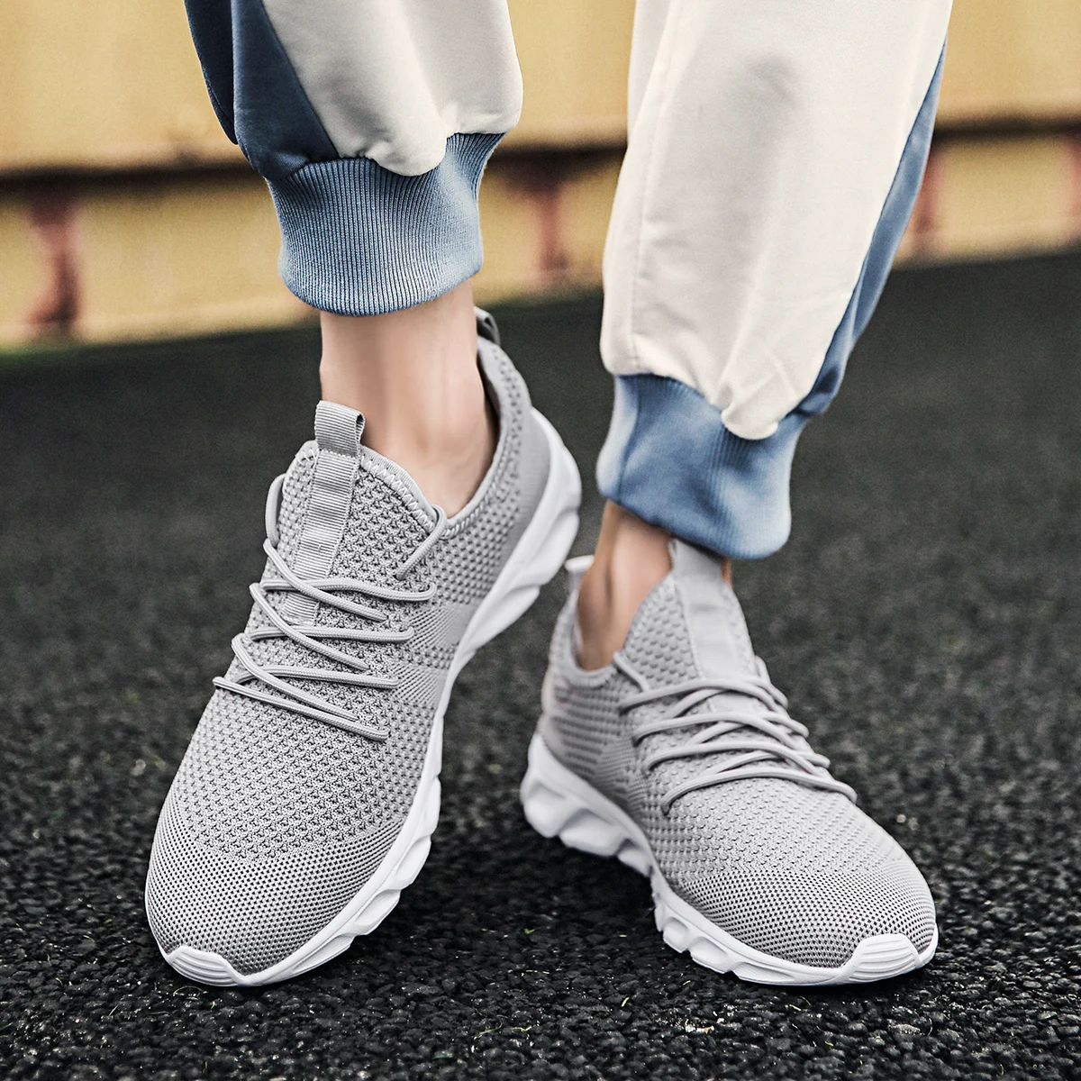 Men'S Shoes For Sale - 通気性のあるメンズスニーカーカジュアル滑り止めと耐摩耗性ジョギングメンズスポーツシューズホットセールライトマンランニング快適