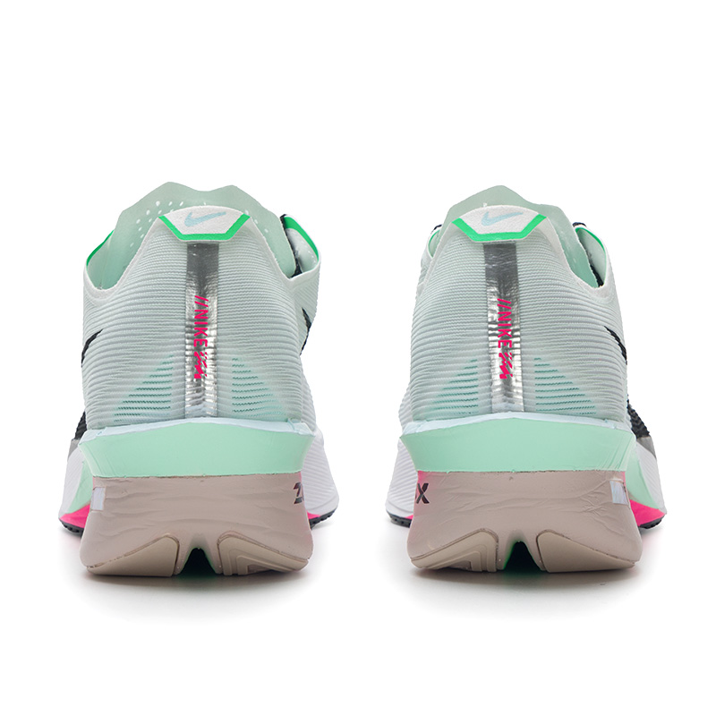 ナイキ メンズ シューズ Zoomx Vaporfly Ne - Men'S Shoes Zoomx のレビューと価格