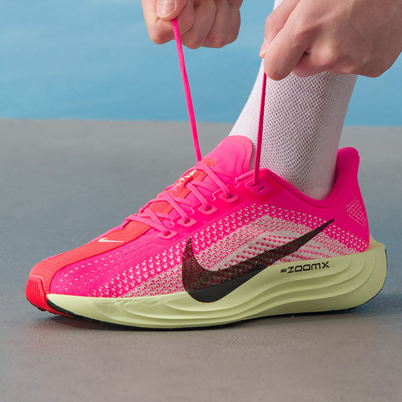 ナイキ メンズ スポーツ ランニング シューズ HV3022 - Men'S Shoes Zoomx のレビューと価格