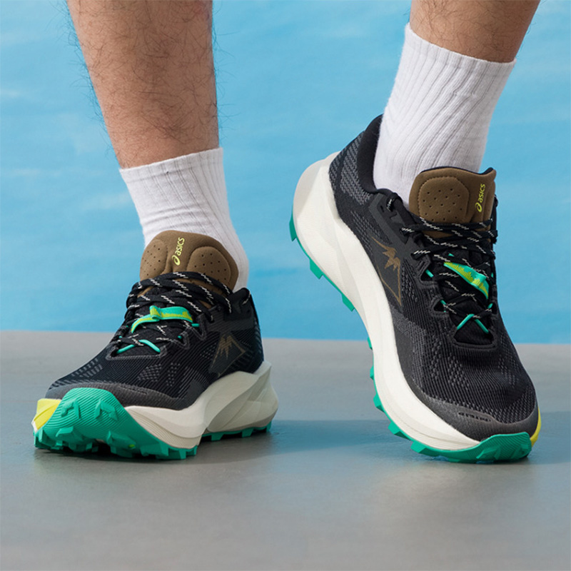 アシックス メンズ TRABUCO 14 ブラック ブラウン - Men'S Shoes Yellow And Black のレビューと価格