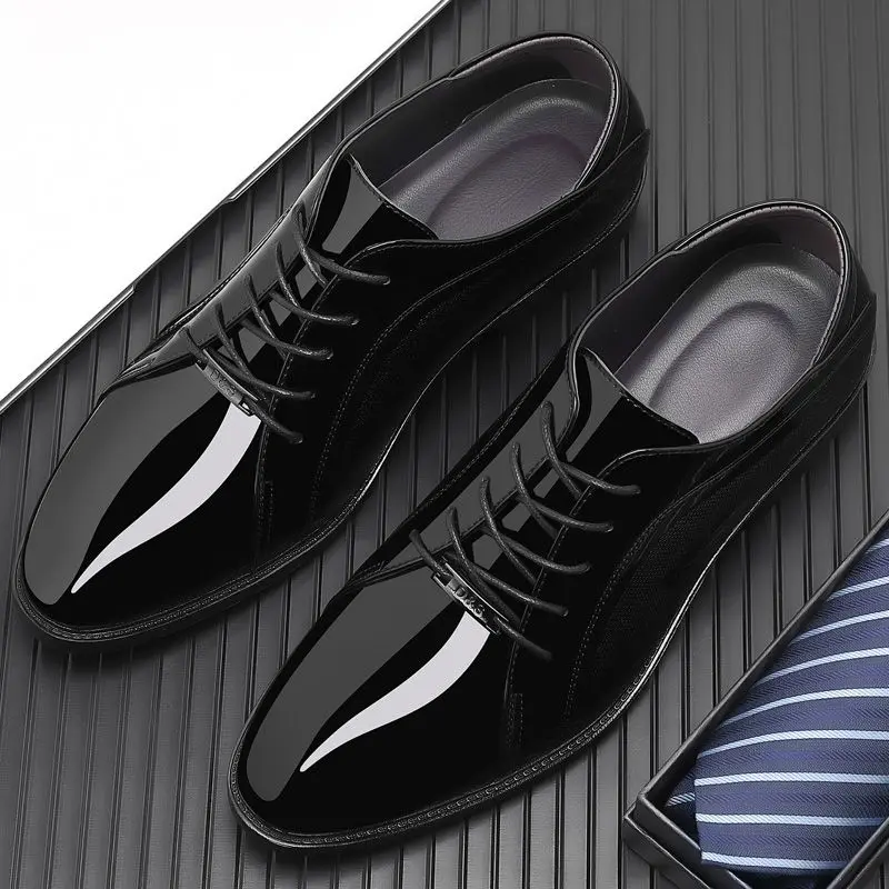 明るい黒色の紳士靴、男性用、春秋、高級デザイナー、カジュアル - Men Shoes Clearance のレビューと価格
