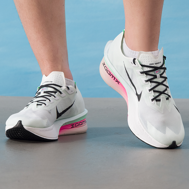 ナイキ メンズ シューズ Zoomx Vaporfly Ne - Men'S Shoes Zoomx のレビューと価格