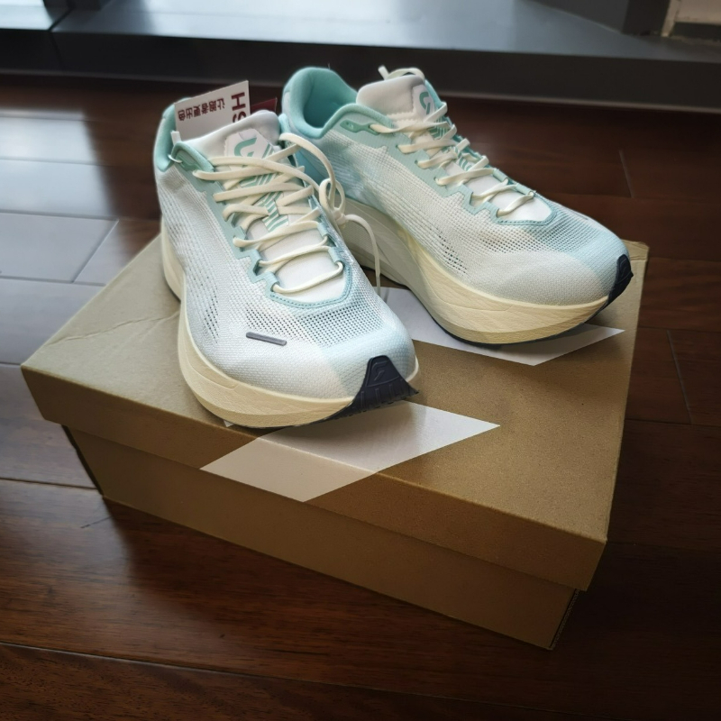 DYNAFISH ランニングシューズ メンズ レディース 高 - Men Shoes Vs Women のレビューと価格