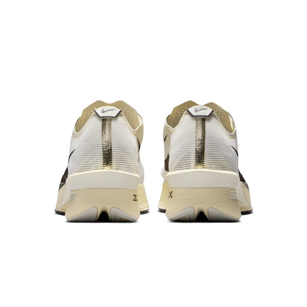 ナイキ ズームエックス ヴェイパーフライ ネクスト メンズ  - Men'S Shoes Zoomx のレビューと価格