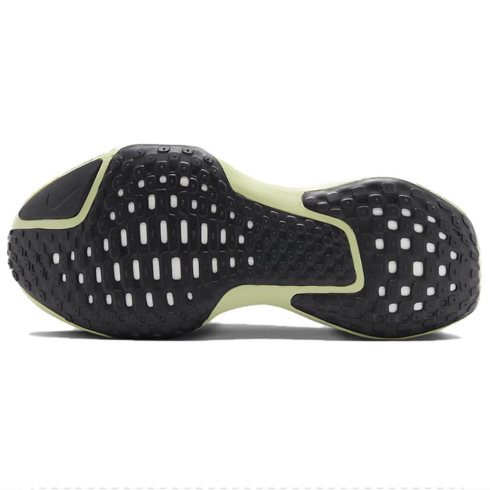 ナイキ インビンシブル 3 - ズームX クッションテクノロ - Men'S Shoes Zoomx のレビューと価格